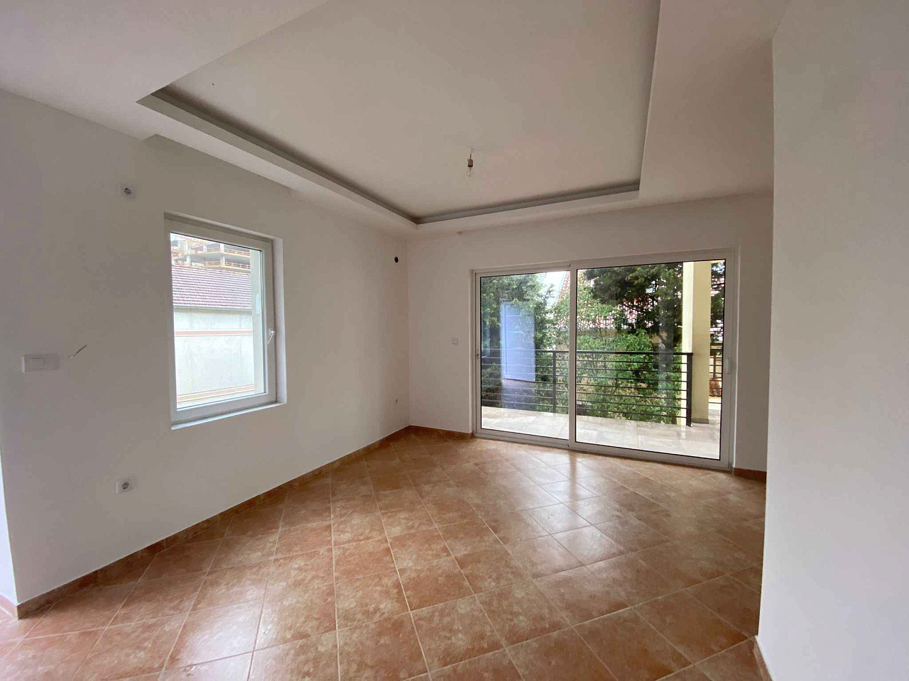 Apartments mit zwei Schlafzimmern in einem ruhigen Teil von Tivat